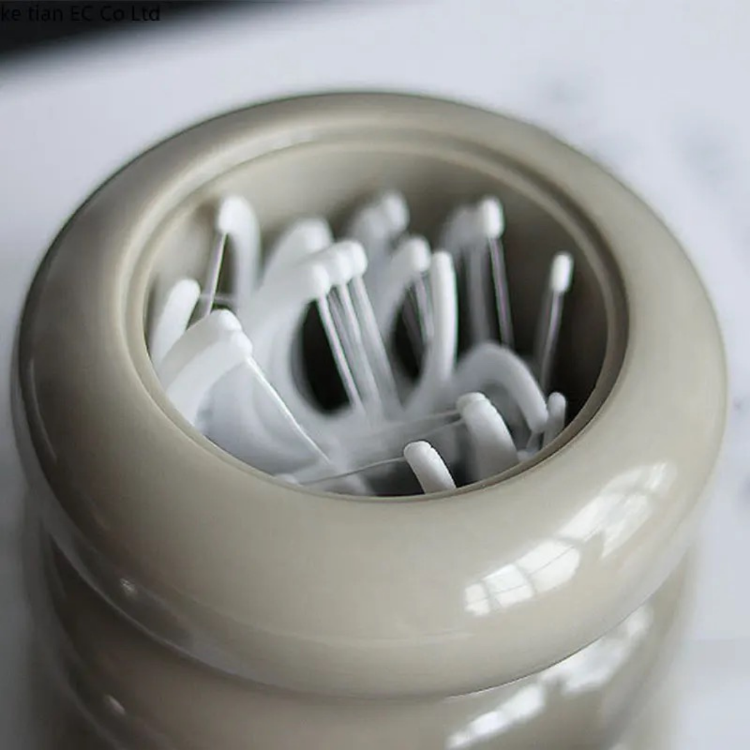 コロンと小物入れ