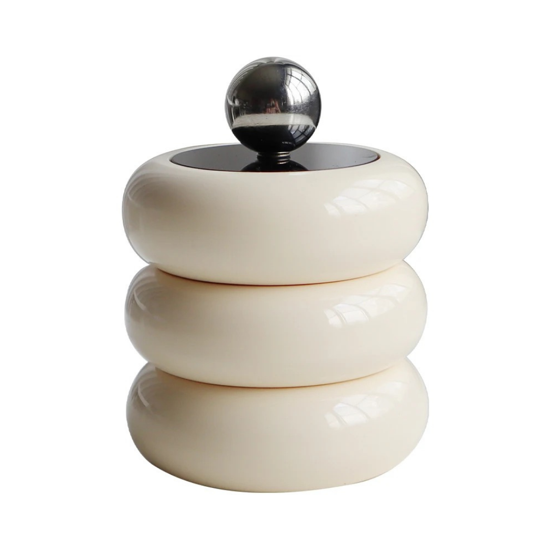 コロンと小物入れ